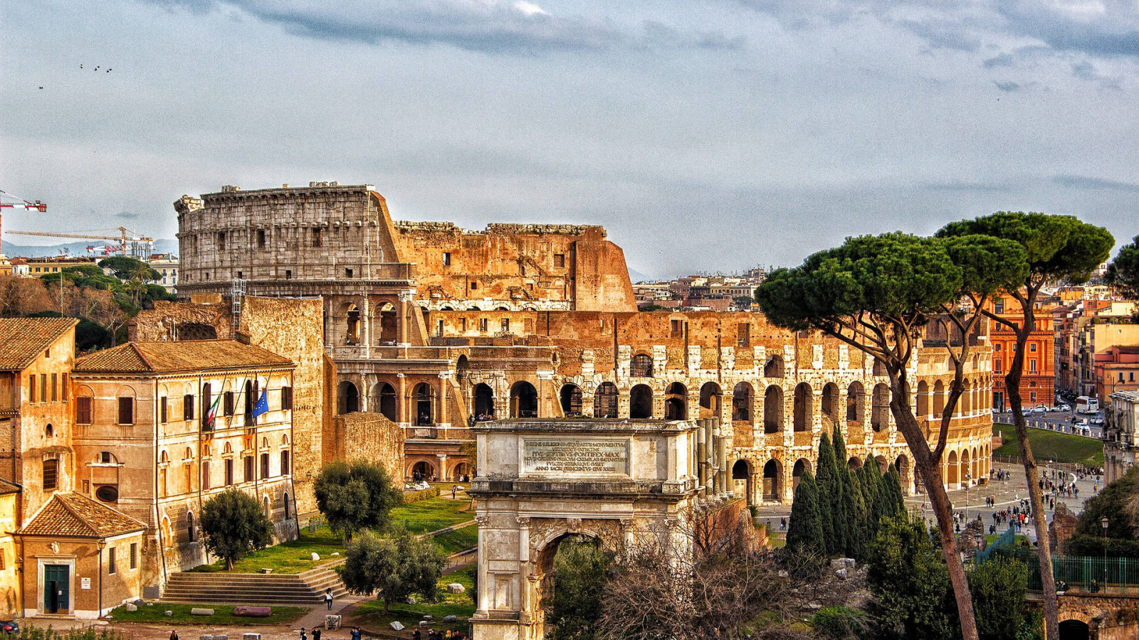                    ROME & SURROUNDINGS